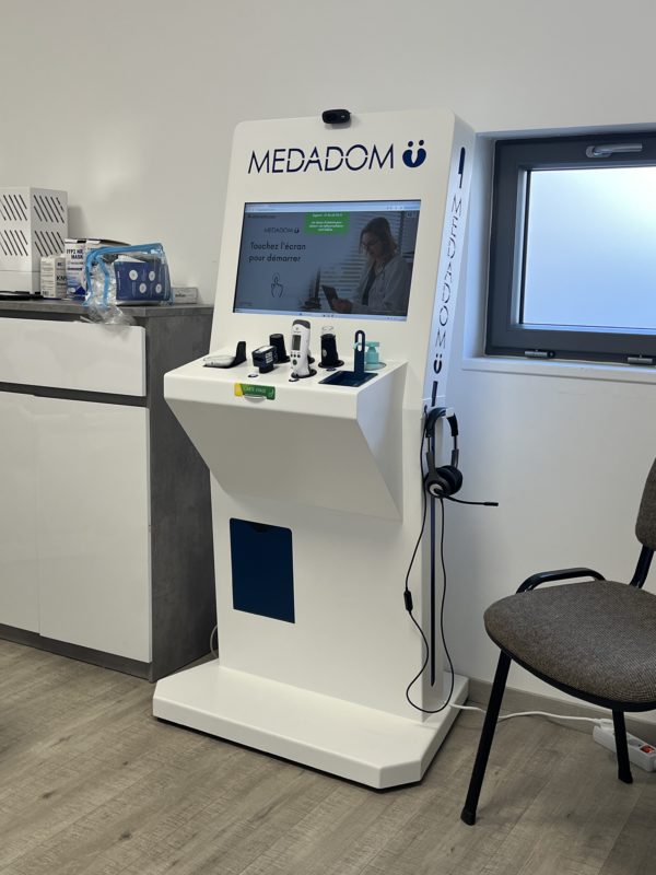 Borne de téléconsultation médicale